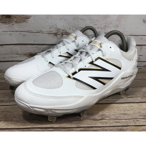 NEW New Balance Fresh Foam 3000 v7 Molded Baseball Cleats Mens Size 9.5 White - Picture 1 of 12